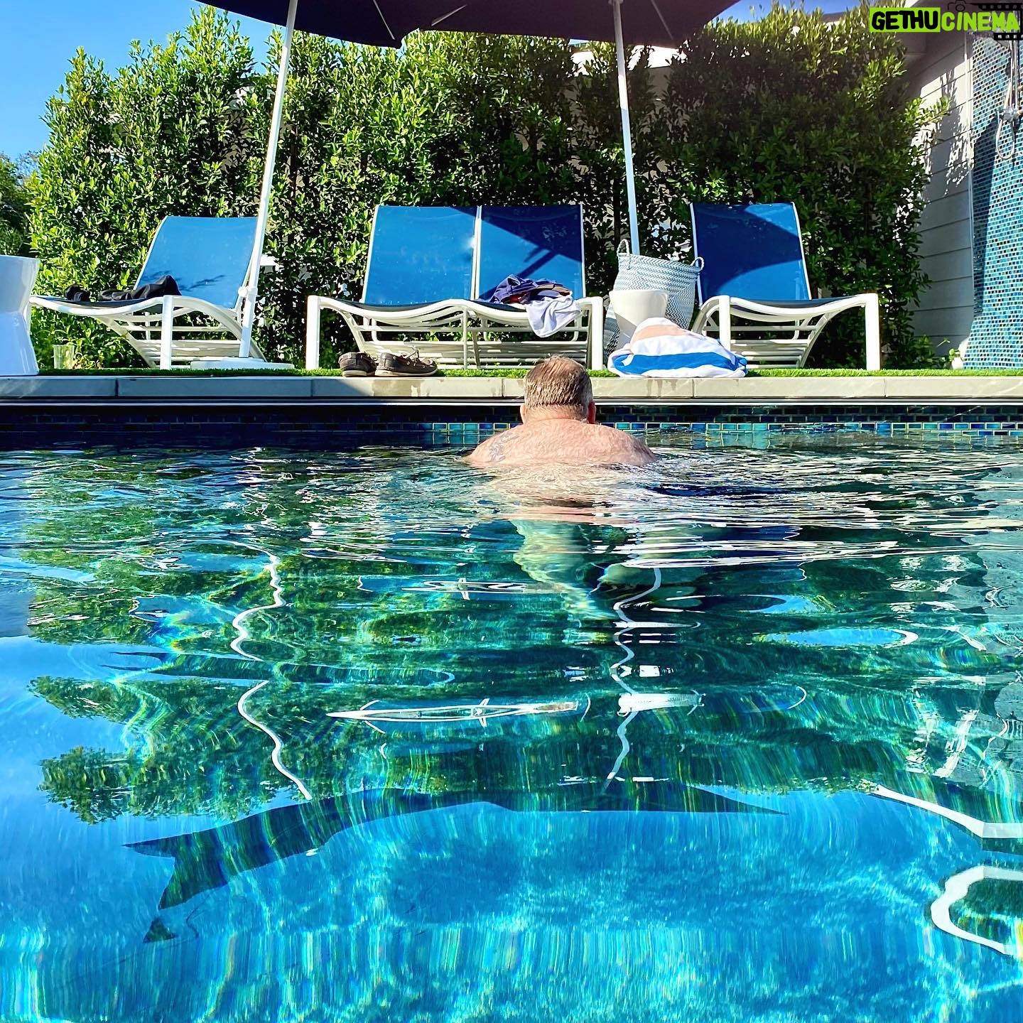 Tim Hooper - 2.9K Likes - With summer ☀️ here early and all this sittin around, I needed a little exercise... so today is my 🏊🏻♂️ “swimmin Sunday” (ain’t nothin skinny about this dip 😂) .
#poolside #workout #stayhome #staysafe #skinnydippin #summerishere #poolbear #getinshape #sundayswimming #comeonin
