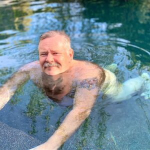 Tim Hooper Instagram - #SwimmingSaturdays. Trying to keep in shape during the #quarantine so I’m working these old bones out in the 🏊🏻‍♂️ pool.

#stayhome #stayhealthy #staysafe #swimmingbear #mustachesofinstagram