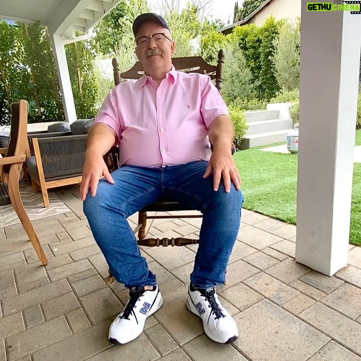 Tim Hooper - 2.9K Likes - Just wanted to say thank you for the follows and for gettin me to 10K. I promise I’ll try to post more now. Wishing everyone a wonderful day, and sending y’all home with a smile 😊. #influencerbear #actorslife #thankyou #bears