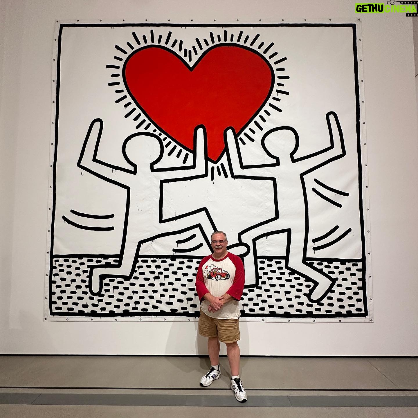 Tim Hooper - 1.9K Likes - Art is for every body #keithharing #thebroad @thebroadmuseum
