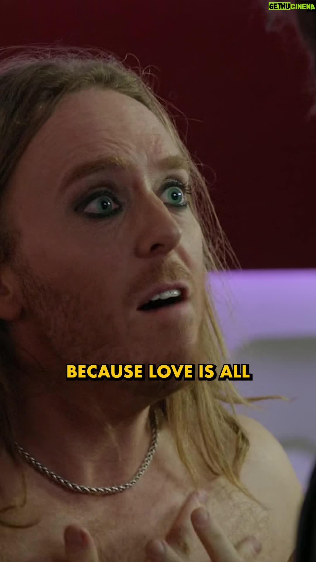 Tim Minchin - 11.2K Likes - Oooo look at me down North America memory lane ❤️😭
Amusing story: the #Californication make-up ladies were all, like, “we love how you’ve kept your chest hair. It’s so cool and retro”. And I’m, like, “Huh? Dudes do things with their chest hair?”
Such a fucking nerd.
(As “Upright” fans know, I succumbed in the end.)
#DigitalHouseOfTimothy #Backstory #Californication #DavidDuchovny #Showtime @davidduchovny @showtime