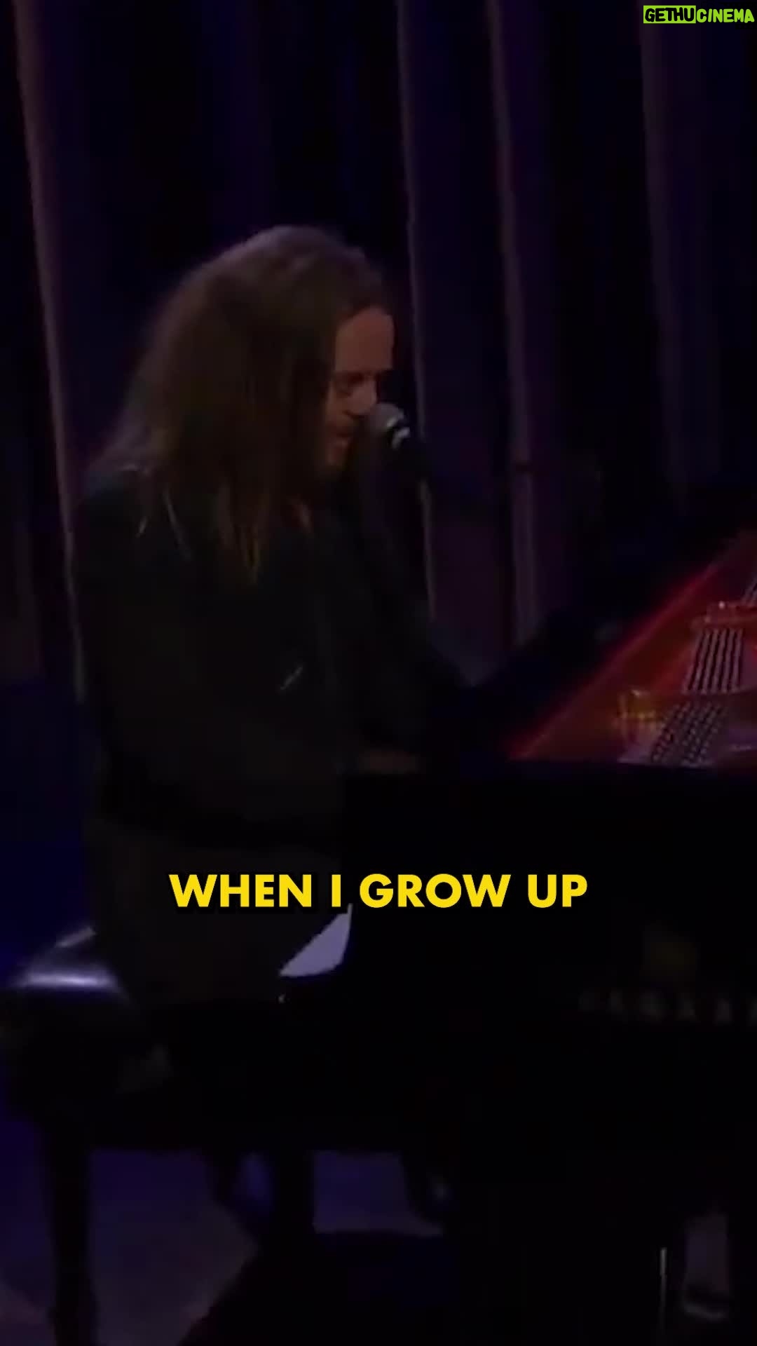 Tim Minchin - 4K Likes - While I’m firing up to tour North America - just thinking about some fun times with @teamcoco over there. 🥰
#DigitalHouseOfTimothy #Backstory #MatildaTheMusical #WhenIGrowUp #Musical
#Conan #TeamCoco @matildathemusical @thersc