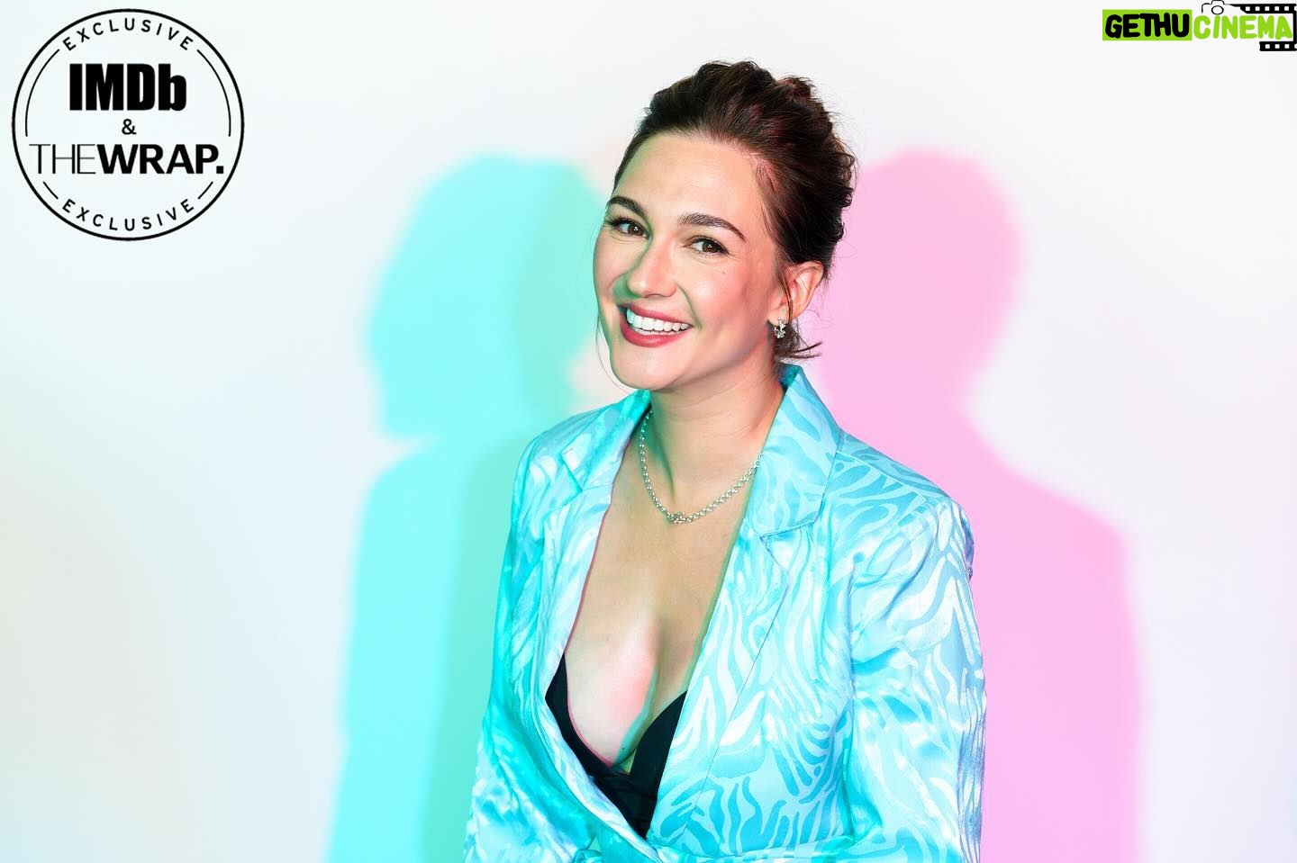 Tim Rozon - 3 Likes - #SDCC✨ #TimRozon, #MelanieScrofano, #DominiqueProvostChalkley and #KatherineBarrell at the IMDboat Exclusive Portrait Studio at San Diego Comic-Con 2024
📷: Vivien Killilea/Getty Images for IMDb
⭐️: @IMDb & @TheWrap Exclusive