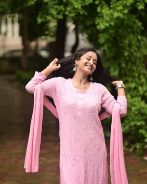 Tina Philip Instagram - ✨

Wearing: @lucknow_i_chikan 
Clicked by: @richerd_by_heart