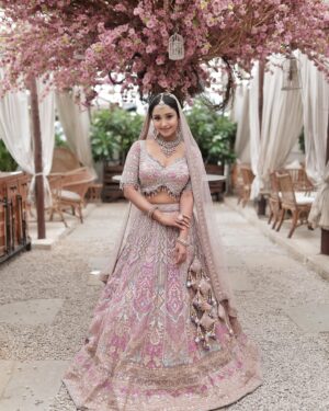Tina Philip Instagram - Create your own fairy tale! 🧚‍♀️✨

Outfit: @bawreefashions 
Clicked by: @memoriaproduction 
Jewellery: @jazzy_the_rentals 
Hair and makeup: @nandanisandha_ 
Location: @truetrammtrunk