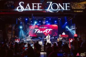Tinwiphat Khueankaew Instagram - ผมรัก SAFE ZONE 🤍🤍 #2
สนุกและประทับใจมากๆคับ ไว้พบกันอีกนะคับ ✌🏻✌🏻

ขอบคุณโอกาสดีๆ จากผู้บริหาร ทีมงานร้าน Safe Zone Bar & Bistro @สระบุรี พร้อมๆกับการต้อนรับอย่างอบอุ่นของพี่น้องชาวสระบุรี คับผม 😘😘

#ARTTIN #อาร์ตติณณ์ #บ้านอาร์ตติณณ์ #คนของอาร์ตติณณ์ #THEAT
