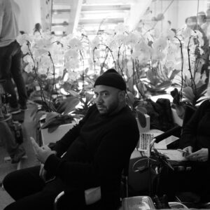 Toby Onwumere Instagram - Some behind the scene pics I took of our episode 16. Very proud of the work we all did, and I hope y’all enjoy.  #empirefox