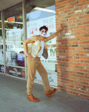 Todd Smith Instagram - @todderic clown at the super bad liquor store ⭐️
Makeup: @downtoclownmakeup
Producer: @polderexpress
Videographer: @bysammismith
Stylist: @brandenruiz
Styling Details:
Vest: @kelsey.randall
Pants: @gucci
Shoes: @camperlab