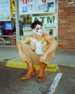 Todd Smith Instagram - @todderic clown at the super bad liquor store ⭐️
Makeup: @downtoclownmakeup
Producer: @polderexpress
Videographer: @bysammismith
Stylist: @brandenruiz
Styling Details:
Vest: @kelsey.randall
Pants: @gucci
Shoes: @camperlab