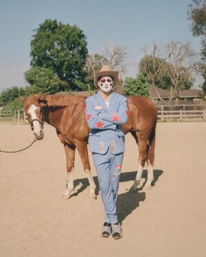 Todd Smith Instagram - Cowboy Clown @todderic ⭐️
Photographer: @carianneolder 
Producer: @polderexpress
Videographer: @bysammismith
Makeup: @downtoclownmakeup
Stylist: @brandenruiz
Custom suit: @stonedbymegs
Boots: @pskaufman 
Location: @lilbarnridingschool
Shot on @kodakprofessional #kodak200
