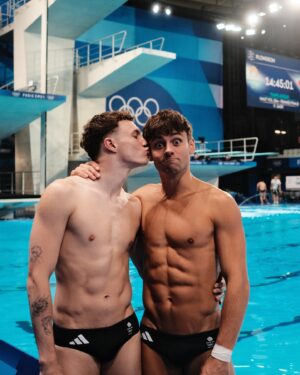 Tom Daley Instagram - Today is the day!! No matter what happens, I am so grateful to have been able to really enjoy every second of this 5th Olympic journey!! Thank you to each and everyone one of you that has supported us on our journey to these games! ❤️🇬🇧💦🇫🇷