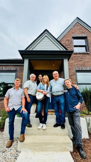 Tom Silva Instagram - We’ve been down in Nashville for an exciting upcoming project, and now a bit of Nashville is coming to us!

🪕Join our friends this evening as Grammy Award-winning banjo extraordinaire Alison Brown (@alisononbanjo) brings her incredible music to Fall River. Don’t miss the chance to see one of the greats in action at the Narrows Center for the Arts. 

🗓️The show starts at 7 PM on Thursday, 8/8. Whether you’re a bluegrass fan or a folk music newbie, check it out. You might just spot a certain plumber with a cowboy hat 🤠