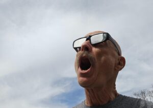 Tony Levin Instagram - Wow. An extremely rare Sticklipse of the sun today.