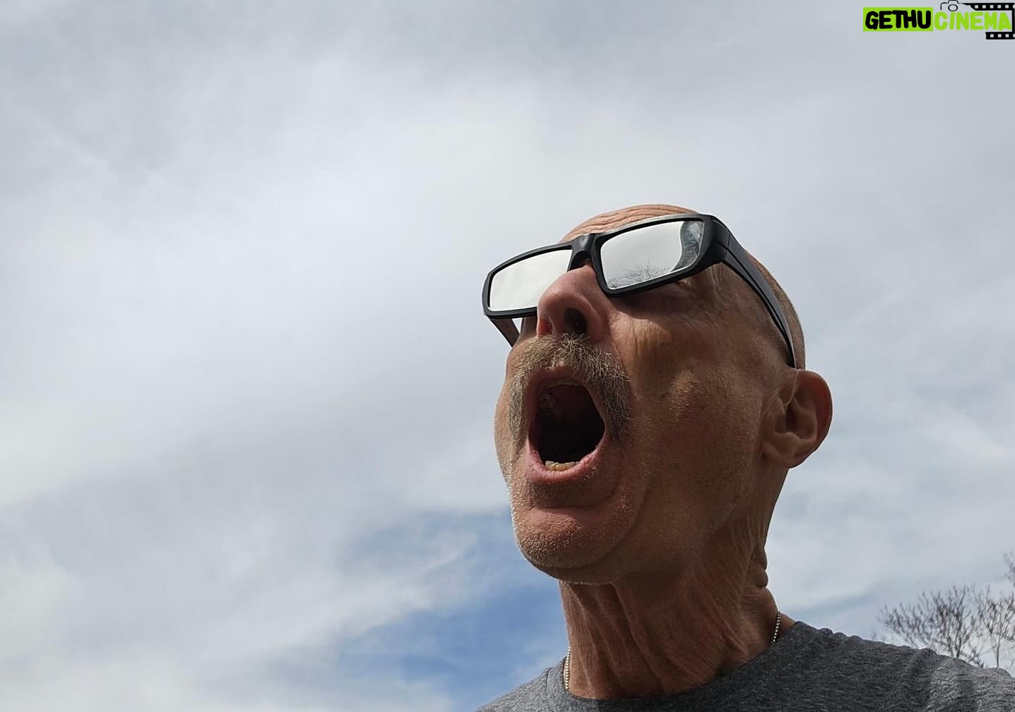 Tony Levin - 4.6K Likes - Wow. An extremely rare Sticklipse of the sun today.