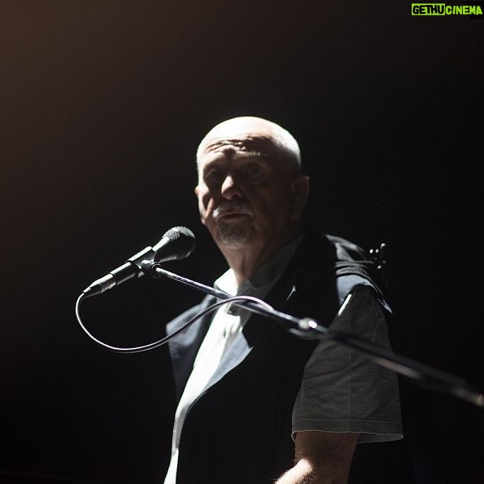 Tony Levin - 3.7K Likes - More from the #PeterGabriel rehearsals in London:
https://tonylevin.com/road-diaries/peter-gabriel-io-tour/london-rehearsals-pt3
clickable link in bio