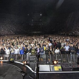 Tony Levin Instagram - #petergabriel Paris show, at the Accor Arena 

New road diary posted. Clickable link in bio.