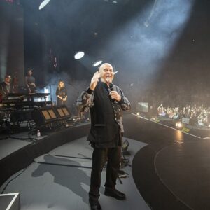 Tony Levin Instagram - Last night's Toronto show was a good one for my photos.(Okay, it was a great one musically too!)

https://tonylevin.com/road-diaries/peter-gabriel-io-tour-us-canada/toronto-show

#petergabriel