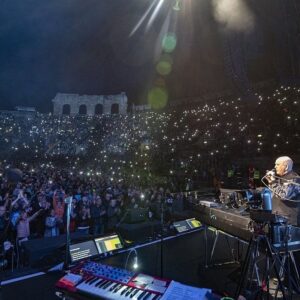 Tony Levin Instagram - #PeterGabriel show at the Verona Arena was great. So many good views, it's one of my biggest road diaries ever.

https://tonylevin.com/road-diaries/peter-gabriel-io-tour/verona-show