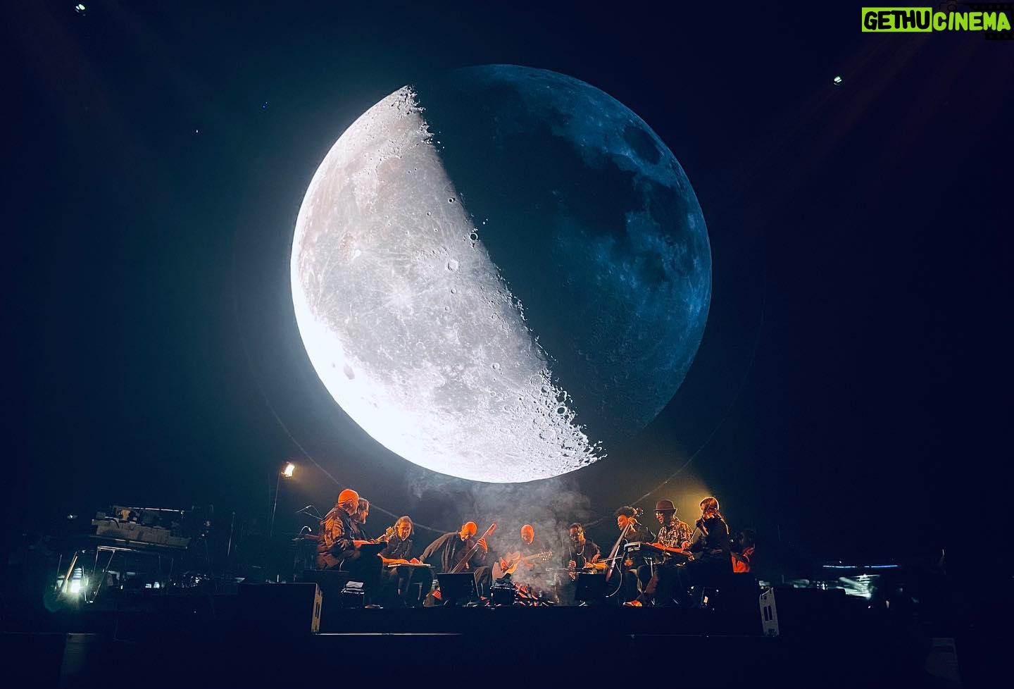 Tony Levin - 3.7K Likes - Here’s something special - my daughter, filmmaker Maggie Levin, came to the last dress rehearsal in London and got some great photos of the #PeterGabriel show.
https://tonylevin.com/road-diaries/peter-gabriel-io-tour/show-pics1