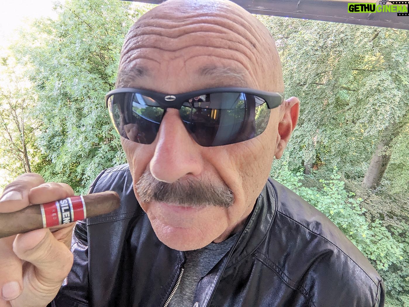 Tony Levin - 5.6K Likes - In Zurich, but thinking of mi amigo Nahuel, and the collaboration we just did, called “Silencio”… this cigar seems right.
@noelschajris