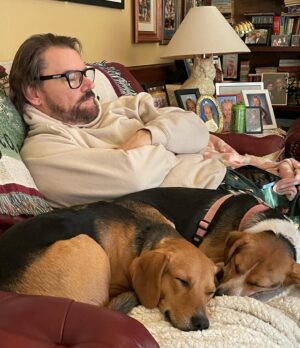 Tony Schiavone Instagram - Sunday football with the Beagles. And YES, I am awake. #loveyourdog #beaglesofinstagram