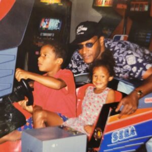 Tony Todd Instagram - Look at those faces. #Alexander & #Ariana