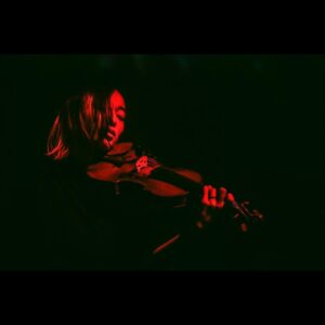 Toru Kitajima Instagram - ⠀
昨日の余韻に包まれてます
6月から始まったアジアツアー
たくさんの限界にぶつかりながらも完走
会場のエネルギーで羽田から飛び発ちそうでした✈️
メンバー,スタッフ,そして観に来てくれたみんなありがとう
12/8の時雨もぜひ🌪️

どんな風に見えていたんだろう　

Photo by Takayuki Okada
@suzukitakayuki_atelier 

Drums: Tatsuya Amano(Crossfaith)
Bass: Yoshida Ichiro Untouchable World
Piano: Sara Wakui
Violin & Synthesizer: Mai Ohtani