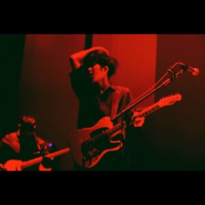Toru Kitajima Instagram - ⠀
昨日の余韻に包まれてます
6月から始まったアジアツアー
たくさんの限界にぶつかりながらも完走
会場のエネルギーで羽田から飛び発ちそうでした✈️
メンバー,スタッフ,そして観に来てくれたみんなありがとう
12/8の時雨もぜひ🌪️

どんな風に見えていたんだろう　

Photo by Takayuki Okada
@suzukitakayuki_atelier 

Drums: Tatsuya Amano(Crossfaith)
Bass: Yoshida Ichiro Untouchable World
Piano: Sara Wakui
Violin & Synthesizer: Mai Ohtani