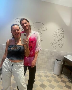 Tove Lo Instagram - 7 years of peggin this photogenic mad man 💓