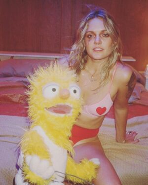 Tove Lo Instagram - Fully charged nipples are hard 24/7 happy 6th birthday #discotits 🪩🪩 #freethenipplefriday