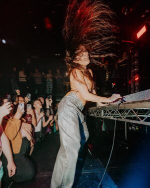 Tove Lo Instagram - CLUB HEAT in WeHo 🌶️ I’m still recovering. Thank you to the crowd for matching our unhinged energy! Thank you to @deesco444 @cherryelee my @weareladiesofleisure and the beautiful @allaboutvalentina 🪩 all love to @heartweho
@officiallyoutloud @spotify & #GLOW for making it happen. And the biggest thank you to my incredibly talented mate @sglewis . You’re a weapon! Rare to find this kind of creative connection with someone you also wanna hang out with all the time 🤍 

Love you all, keep HEAT on repeat 💦