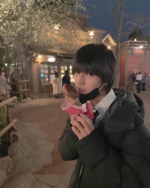 Towa Araki Instagram - お友達とディズニー行ってきました！₍˄·͈༝·͈˄₎
楽しすぎた‪- ̗̀ ꪔ̤̥ꪔ̤̮ꪔ̤̫ ̖́-‬