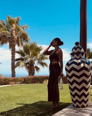 Tracee Ellis Ross Instagram - solo vacay