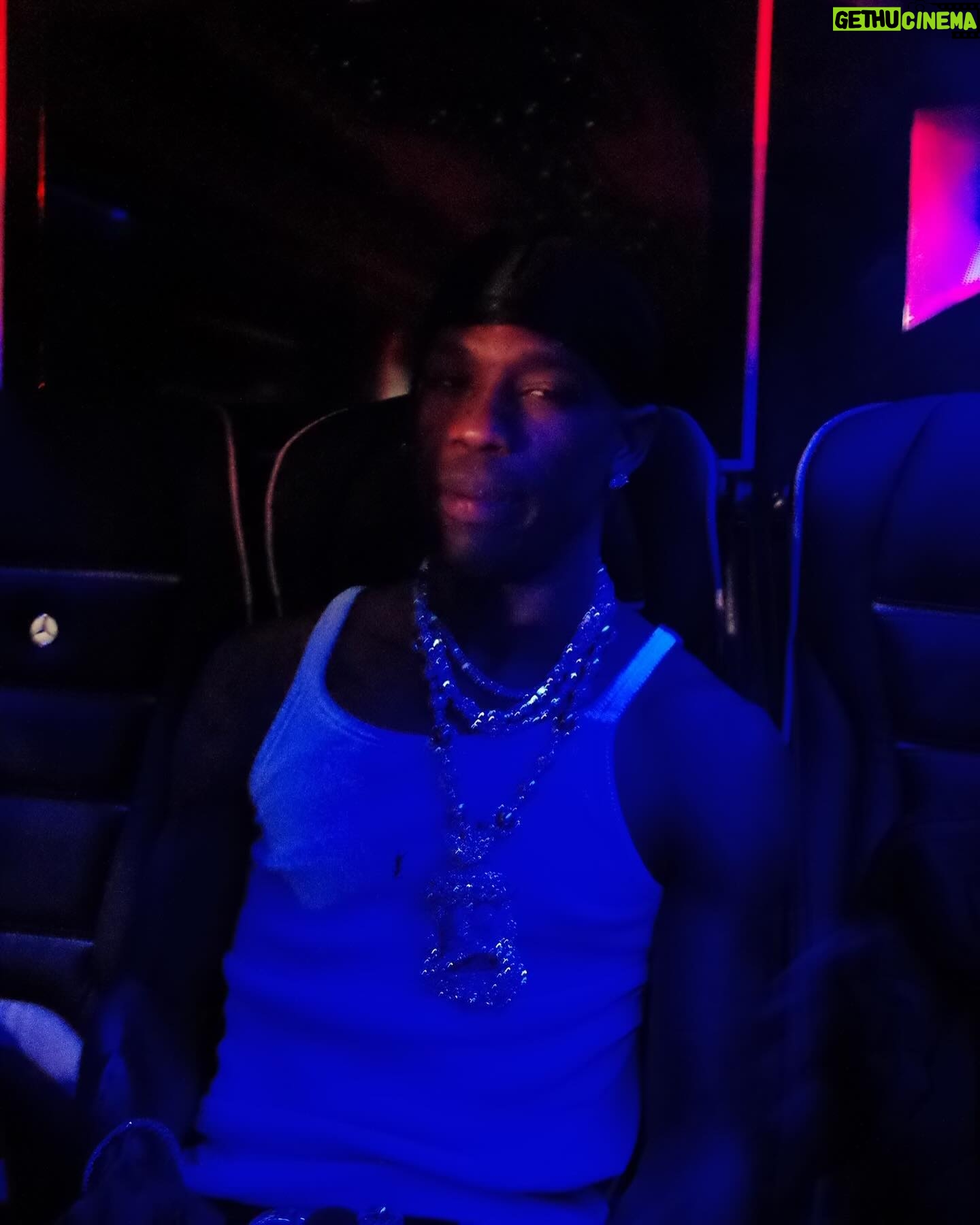 Travis Scott - 3.9 Million Likes - EUTOPIAAAAA