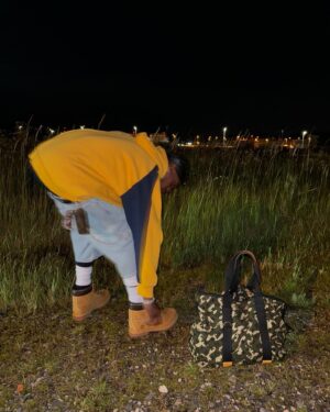 Travis Scott Instagram - Runnning thru the night to MILAN 🤎