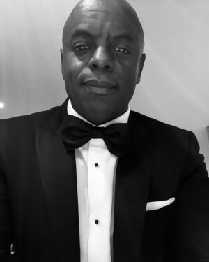 Trevor Nelson Instagram - Sometimes you just have to put on a dickie bow 😎