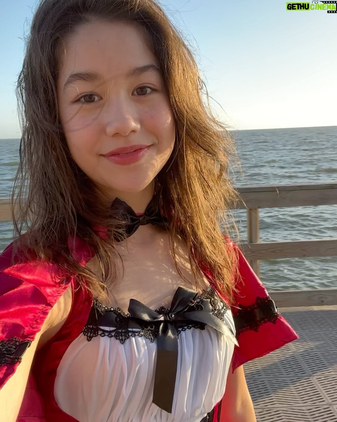 Trinity Bliss - 17.3K Likes - “I” was walking the path to “grandma”’s house when I saw… ♥️🌅🐺😉. Happy Halloween everyone!!! 👻