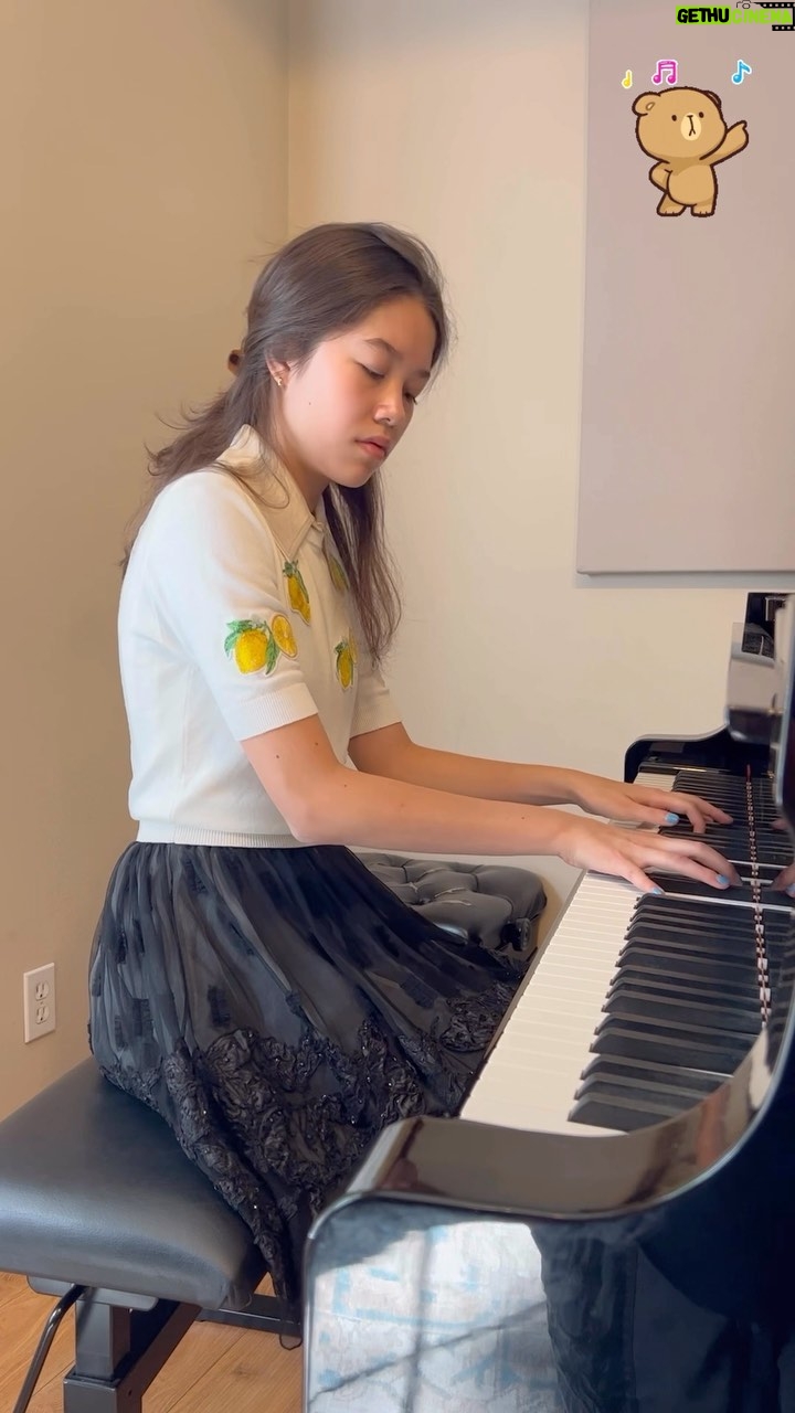 Trinity Bliss - 6.7K Likes - Dance of The Graceful Girl by Alberto E. Ginastera
Played by me 😜💕💕💕