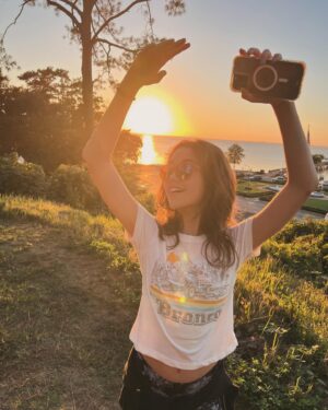 Trinity Bliss Instagram - I am grateful for everyday I get to walk on this 🌎 💕. I feel very lucky to be growing up healthy, happy, and to be able to follow my dreams. I’m mindful this is truly a privilege. 

Hope everyone has an amazing Thanksgiving holiday! Big hugs!!!
- Trin 🩵