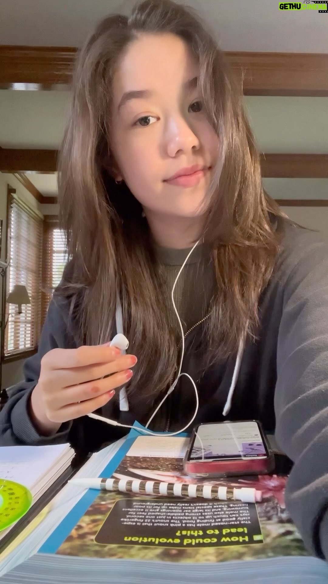 Trinity Bliss - 9.3K Likes - A day in my homeschooled girl’s life 🦋
#adayinmylife #balladofhomeschooledgirl
#oliviarodrigo #guts #transition #transitionreels