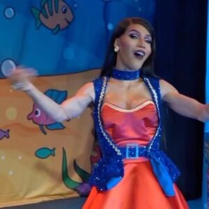 Trinity K. Bonet Instagram - 🧜🏼‍♀️🧜🏼‍♀️🧜🏼‍♀️🧜🏼‍♀️🧜🏼‍♀️🧜🏼‍♀️uk!!!!! You got 4 more weeks wit the tkb! If you haven’t already book your tickets to see this naughty tale of @adultpantotour the little Mermaid! At adultpantotour.co.uk see ya soon !!!!