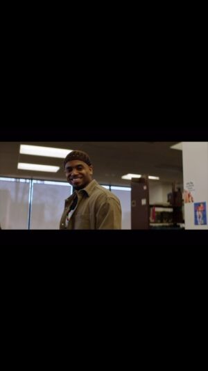 Tristan Mack Wilds Instagram - A “meet cute” with a 5 Percenter, the New Girl & Pink Floyd. The world we’ve created in 3 Blind Mice is incredibly layered 🙏🏽😉

Shoutout to @strategyparkmvp for Zamir’s dialogue🙏🏽✨

#5percentnation #5percenters #5percenter #islam #pinkfloyd #coppinstateuniversity #thewire #baltimore #mackwilds #imaniniarobinson #90s #adifferentworld #livingsingle @pinkfloyd #blackactors #blackstories #blackstoriesmatter @hulu @onyxcollective @coppinstateuniversity