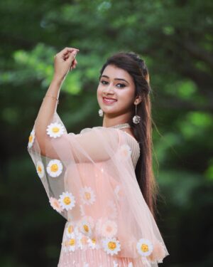Trupti Mirambika Instagram - ☺️🌟
#instagram #creator #love