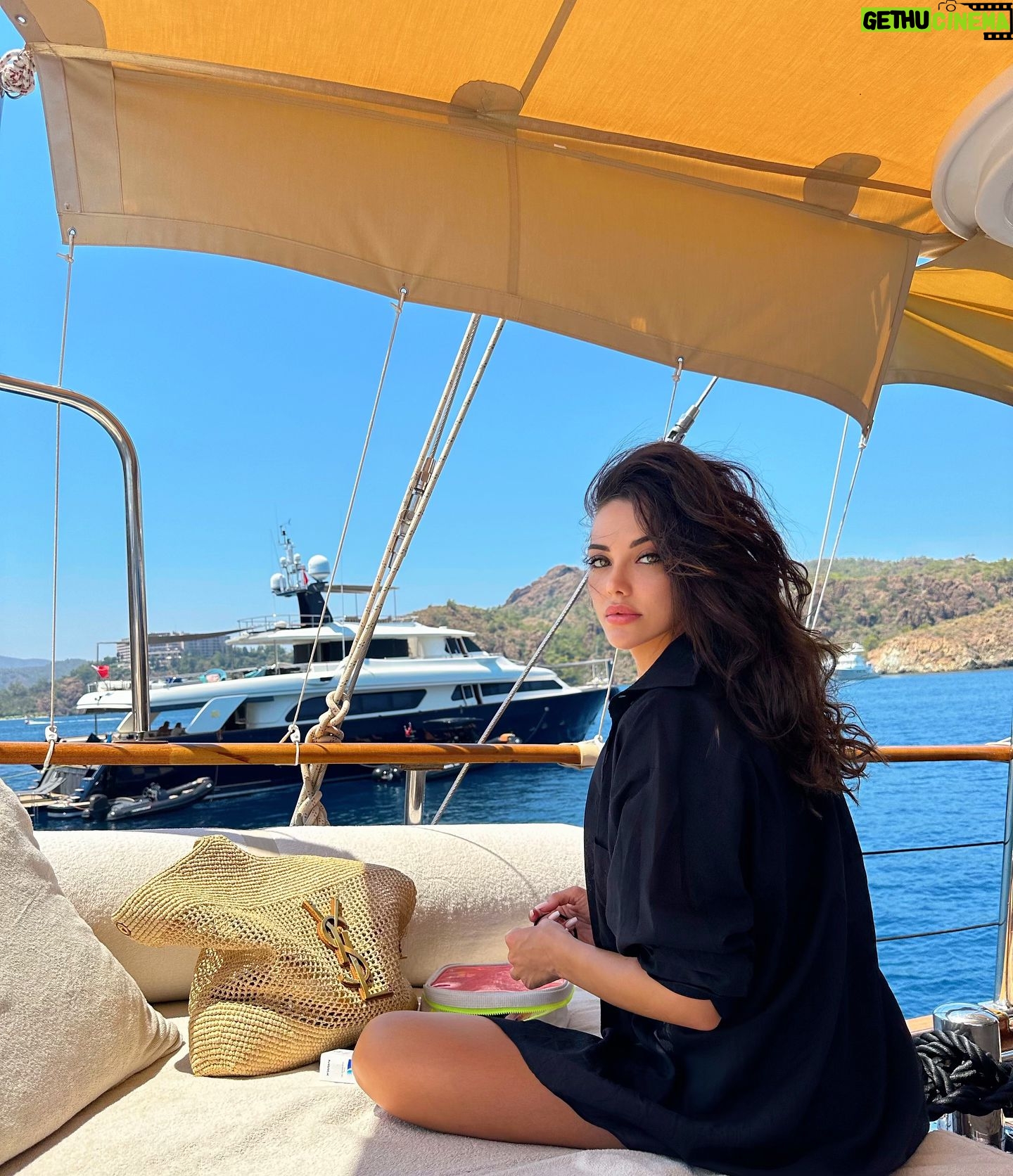 Tuvana Türkay - 114.5K Likes - ⛵️