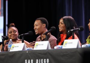 Tyler James Williams Instagram - Comic Con ‘24
You guys never disappoint. 
Thank you for making this the most fun kick off before production I’ve ever had ❤️

Styled by: @ilariaurbinati 
Grooming by: @crazysexybeautifoe