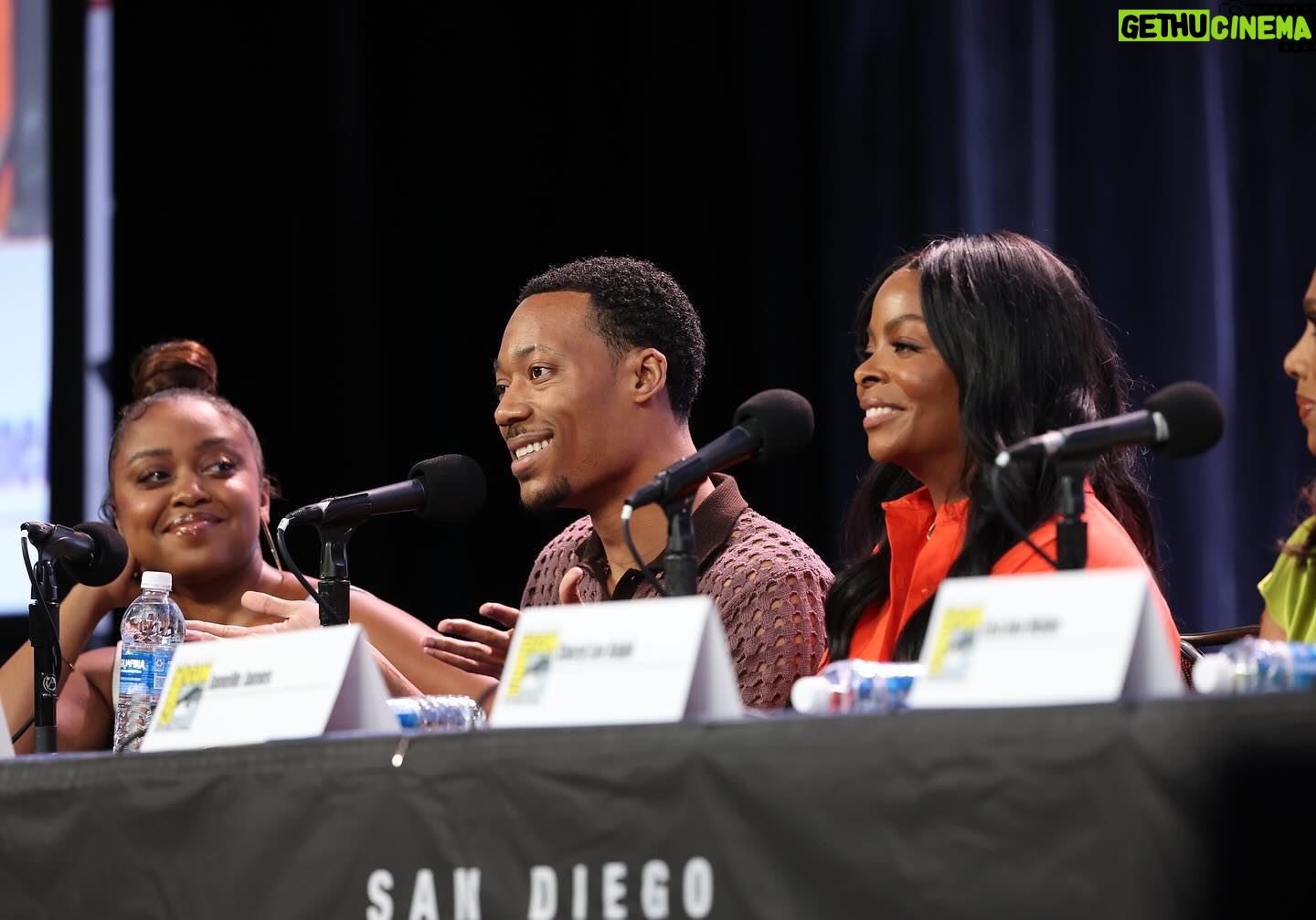 Tyler James Williams - 23.7K Likes - Comic Con β24
You guys never disappoint.
Thank you for making this the most fun kick off before production Iβve ever had β€οΈ
Styled by: @ilariaurbinati
Grooming by: @crazysexybeautifoe