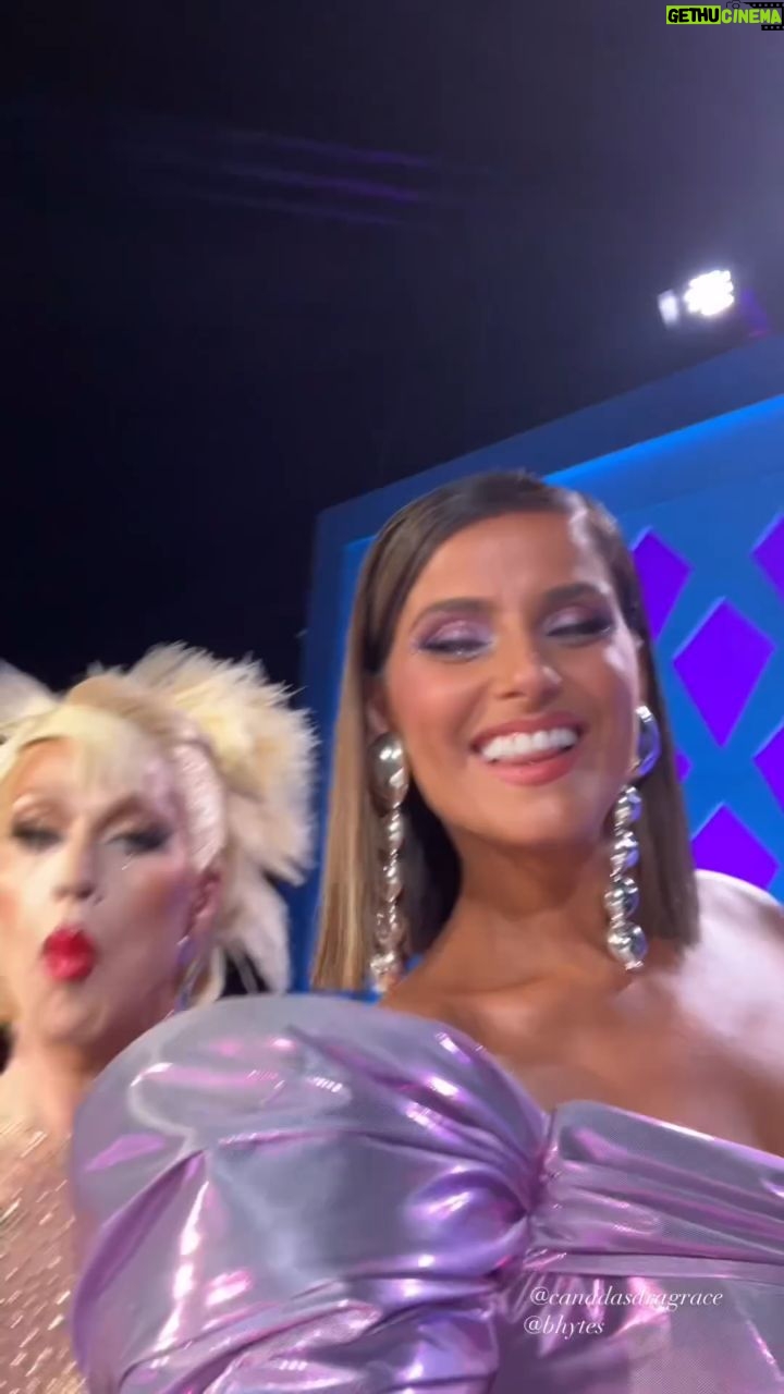 Tynomi Banks - 4.9K Likes - This is the sweetest sweetest message ever, you don't understand I'm looking for this burning building right now come save me. ❤️❤️❤️❤️❤️❤️❤️❤️
Love you both so much @bhytes @nellyfurtado