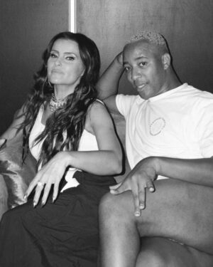 Tynomi Banks Instagram - Surprise surprissssseeeee🎶🎵🎶🎵
This just blew my mind. Thank you! Thank you so much for our friendship, your ambition, your passion has inspired me so much over the years. I cannot begin to describe how giving and genuine you are. It is an honour to work with you and to be in your creative presence. I have so much love. Thank you again. @nellyfurtado