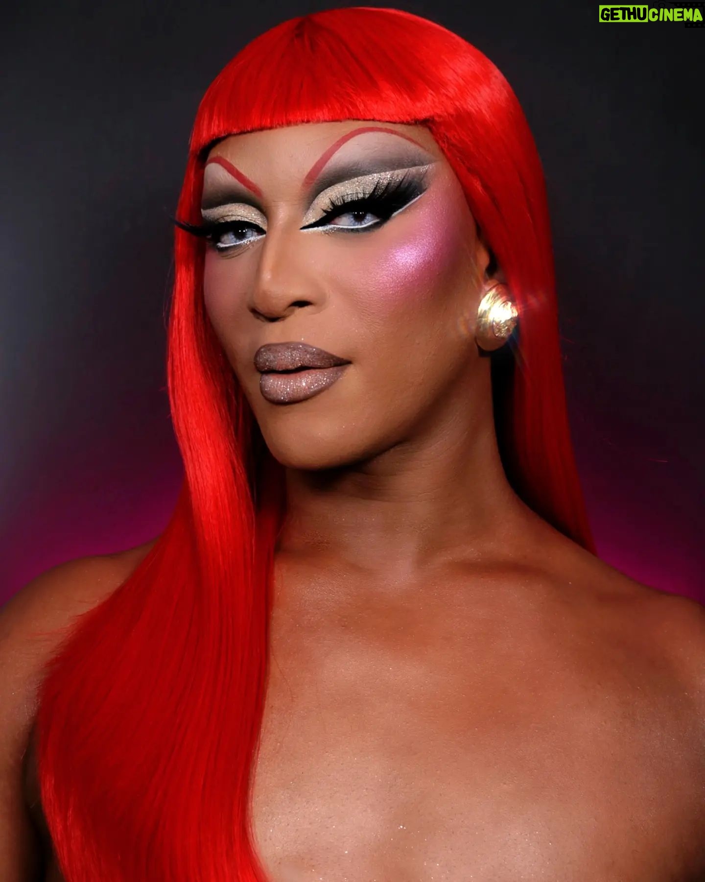 Tynomi Banks - 2.9K Likes - Face brought to you by @ellis_atlantis #stamped 💄💋