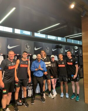 Tyson Lynch Instagram - It was a nice moment to drop into the @collingwood_fc shop this morning.  And then these guns of the BLACK AND WHITE ARMY popped in. And cheers guys for the photo . And even more of a surprise Darcy could speak bahasa Indonesia hehe 😱🤪👊🏻Best a luck for 2022 guys. GO PIESSS
